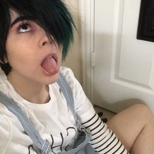 Meet your Posher, Billie